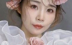 俄青年节一女表演者全身起火